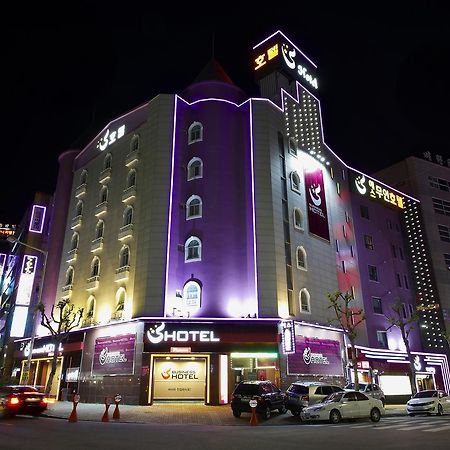 S Hotel Gwangju Metropolitan City Bagian luar foto